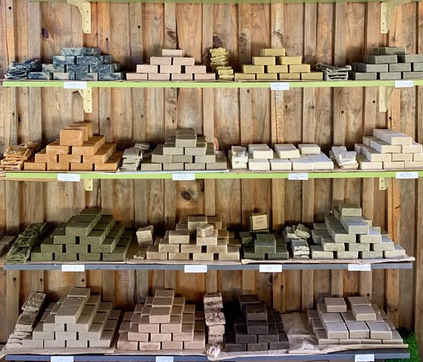 Bạn có biết: Xà phòng nấu từ dầu cần được phơi trước khi dùng?